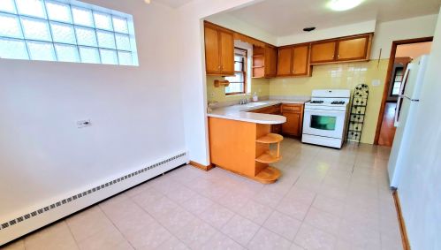 3037 Austin Ave, Chicago IL 60638-1418 exterior