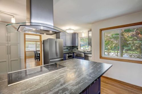 4510 Odana Rd, Madison WI  53711-1445 exterior