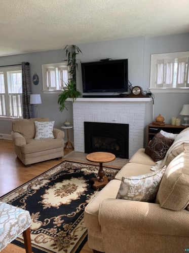 4431 Dodge St, Duluth MN 55804-1514 exterior