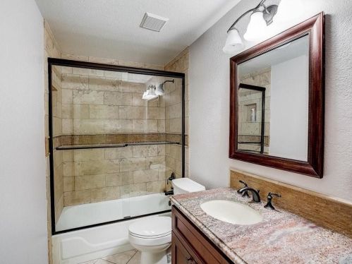 4520 Eagle Feather Dr, Austin TX 78735-6466 exterior