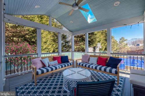 1407 Mayhurst Blvd, Mc Lean, VA 22102-2236