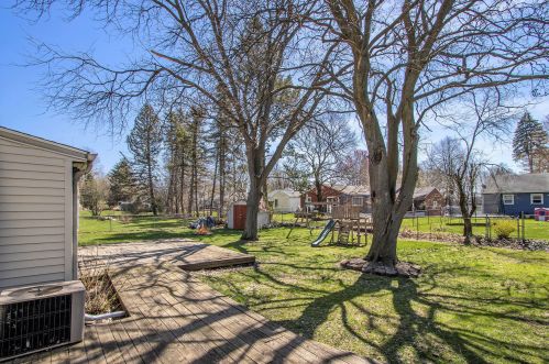 1914 Dorchester Ave, Kalamazoo MI  49001-5217 exterior