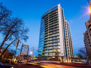 2171 Peachtree Rd, Atlanta GA  30309-1373 exterior