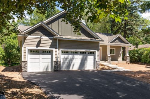 115 Greenwood St, Saint Paul, MN 55115-1627