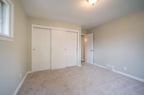 218 60th St, Milwaukee WI  53213-4220 exterior