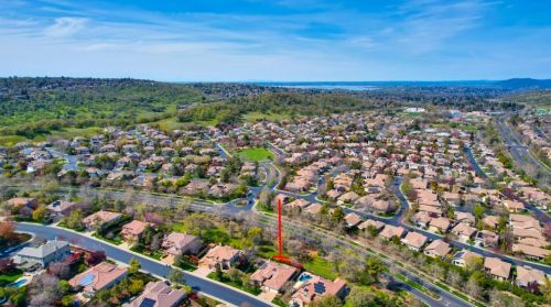 1086 Souza Dr, Folsom, CA 95762-7550