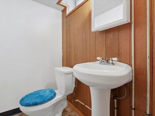 4452 75th St, Milwaukee WI 53213-3521 exterior