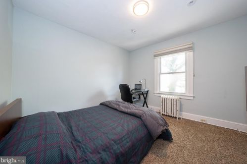 131 Linwood Ave, Ardmore PA 19003-2824 exterior