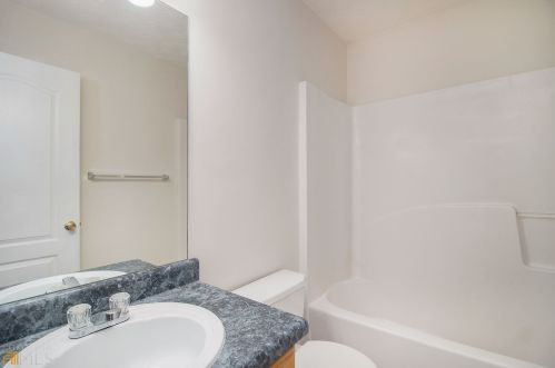 2960 Fields Dr, Lithonia GA  30038-2082 exterior