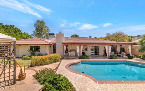 9218 33 Way, Phoenix AZ 85028-4907 exterior