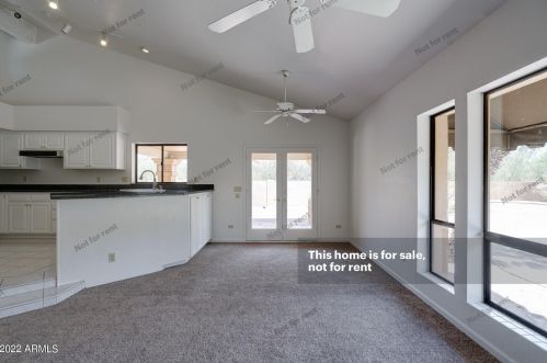 11001 11th St, Phoenix AZ 85020-5825 exterior