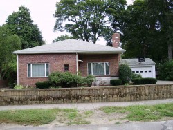 20 Bemis St, Newton, MA 02460-1103