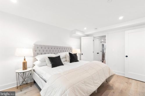 829 Decatur St, Washington DC  20017-3918 exterior