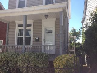 608 Southern Ave, Pittsburgh PA  15211-2251 exterior