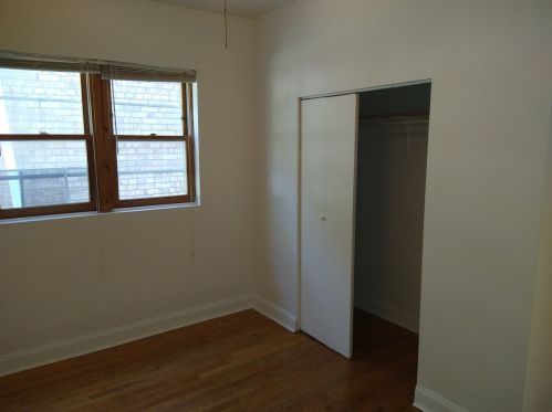 6149 Giddings St, Chicago IL 60630-2931 exterior