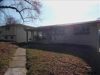 8079 Arbor St, Omaha NE  68144-2416 exterior