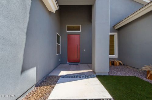 2467 Hawken Pl, Chandler AZ  85286-1105 exterior