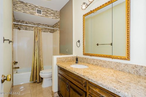 327 Paseo De Golf, Green Valley AZ 85614-3318 exterior