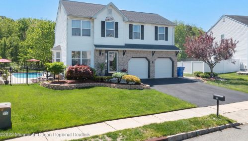 30 Emily Dr, Old Bridge NJ 08857-3811 exterior