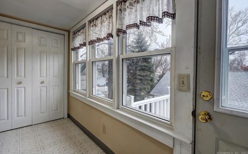 78 Lafayette St, Milford CT 06460-4711 exterior