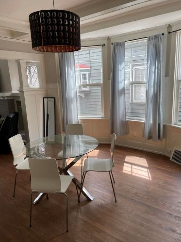 1814 Kenwood Blvd, Milwaukee WI  53211-3005 exterior