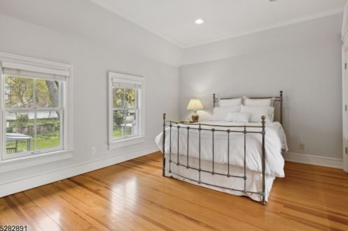 238 Clark St, Westfield NJ 07090-4012 exterior