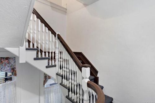 232 Prospect Ave, Mount Vernon NY 10550-2348 exterior