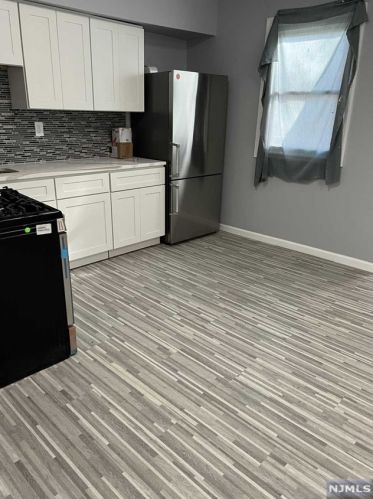 79 Highland St, Paterson NJ 07524-1958 exterior