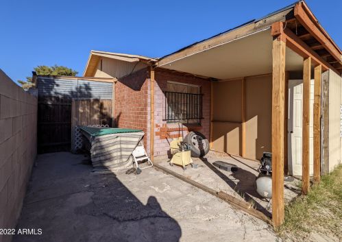 4225 Cavalier Dr, Phoenix AZ 85017-1727 exterior