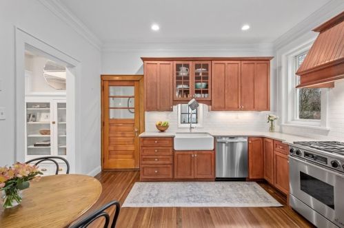 261 Magnolia Pl, Pittsburgh PA  15228-1344 exterior