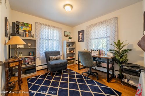 30 Schiverea Ave, East Freehold NJ 07728-1854 exterior