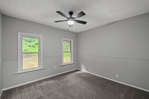 2701 Homehurst Ave, Pittsburgh PA 15234-3160 exterior