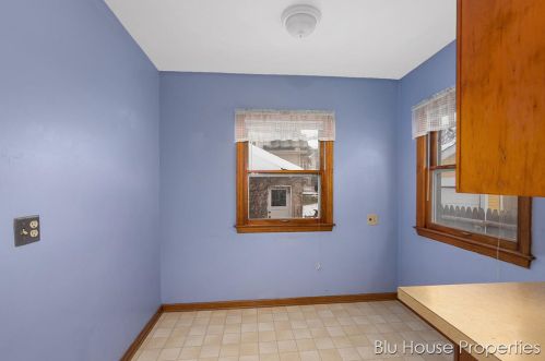 1166 Hall St, Grand Rapids MI 49506-3275 exterior