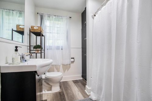 2089 9 St, Kalamazoo MI 49009-8552 exterior