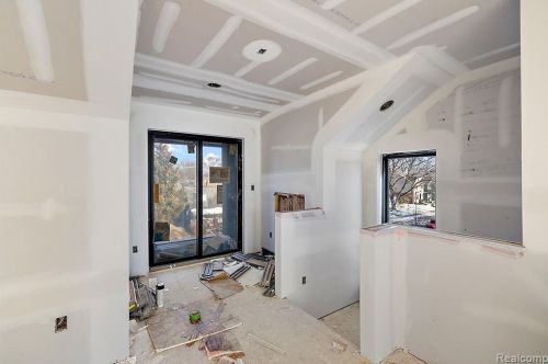 1852 Holland St, Bham MI 48009-6856 exterior