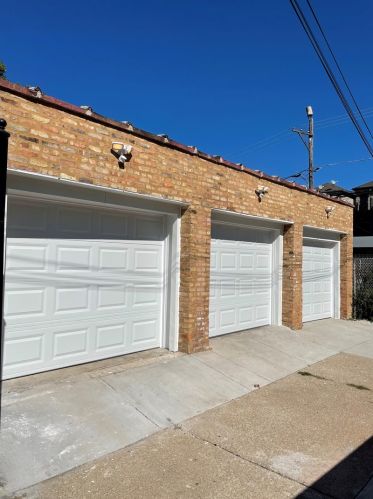 5855 Indiana Ave, Chicago IL 60628-7510 exterior