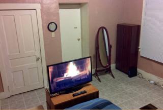 418 Daytona St, Pittsburgh PA  15210-3343 exterior