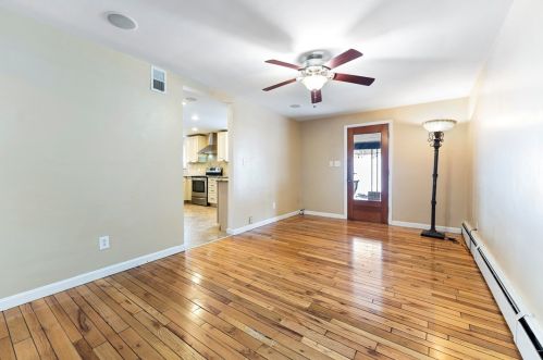 513 Pat Hvn Dr, Pittsburgh PA 15243-1739 exterior