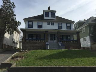 3238 Oak Rd, Cleveland OH  44118-1857 exterior