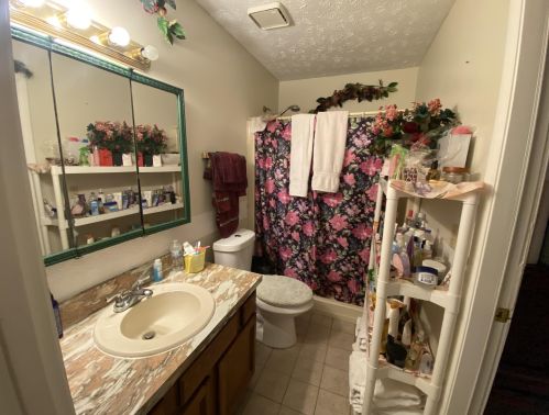 1261 Sudder Ave, Fort Pierce FL 34953-1422 exterior