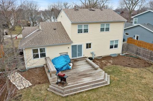 1027 Ascot Dr, Bull Valley IL 60014-8832 exterior