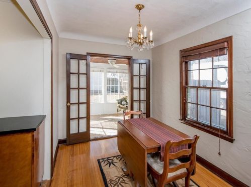 1396 Hartford Ave, Saint Paul MN 55116-1649 exterior