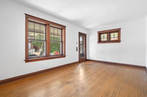 5803 Goener Ave, Saint Louis MO 63116-2234 exterior