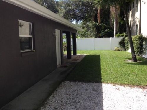 1501 Manhattan Ave, Tampa FL  33629-4928 exterior