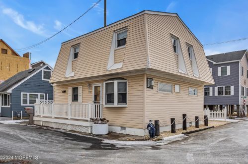 125 Throssell Rd, Lavallette NJ 08735-3230 exterior