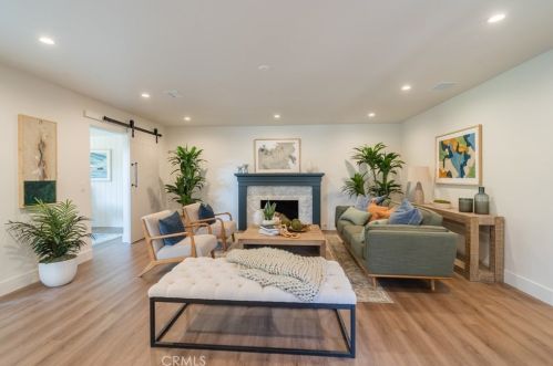 14291 Prospect Ave, Tustin CA  92780-2316 exterior