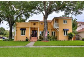 301 Davis Blvd, Tampa FL  33606-3649 exterior