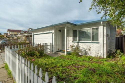 4675 Jewel St, Capitola, CA 95010-3119
