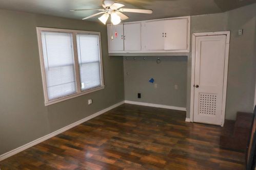 1809 Alguno Rd, Austin TX 78757-3222 exterior