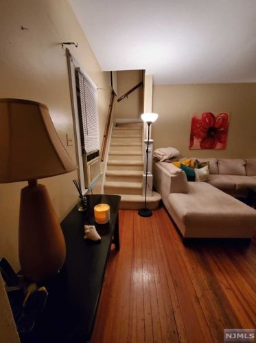 25 Kirk St, Town Center NJ 07052-5905 exterior